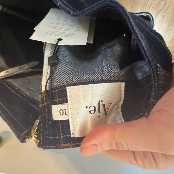 SOLD - Picture 6 of 8